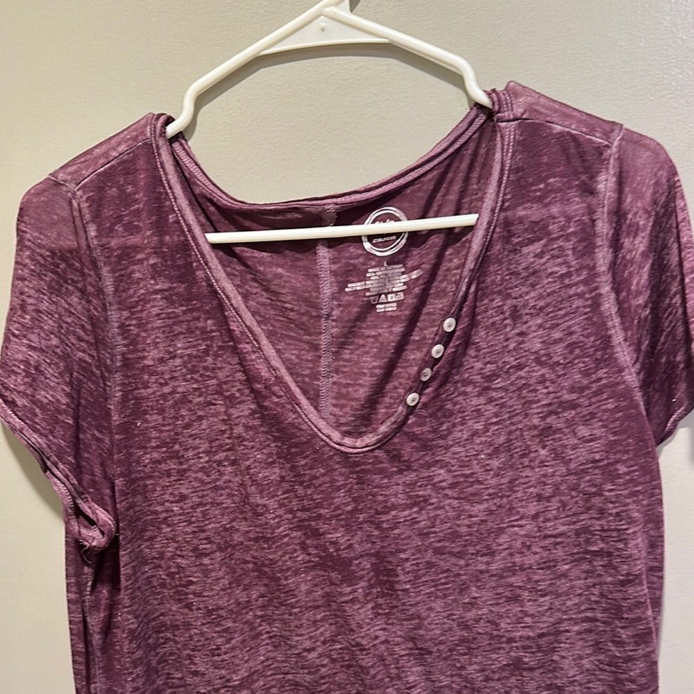 Maurices T sz LG - Picture 2 of 6